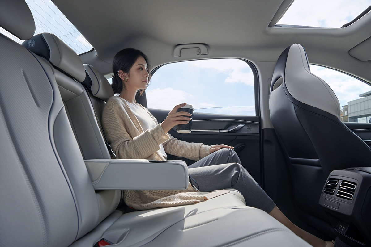 Không gian hàng ghế sau